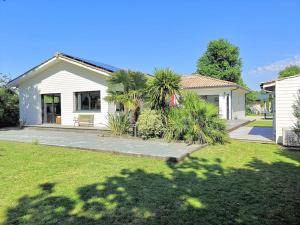 Villas Magnifique villa avec piscine - La Gracieuse : photos des chambres