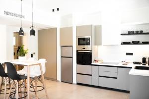 Apademia Skyros Luxury Residences