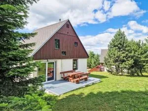 Holiday Home Holiday Hill 65 by Interhome - Čistá