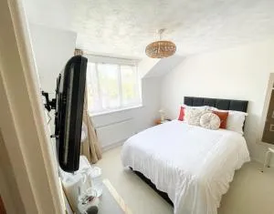 Markeri - Three Legged Cross