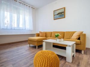 Apartment Alenka by Interhome 