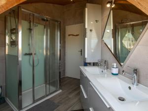 Chalets Chalet Dome du Ponant by Interhome : photos des chambres