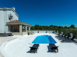 Holiday Home Villa Šime by Interhome