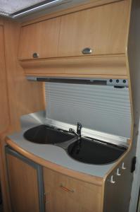 Nowoczesne przyczepy kempingowe Chałupy Royal-Camp