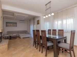 Holiday Home Villa Dalmatina by Interhome