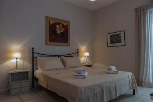 Kamari Blue Apartments