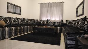 Appartement Saidia, grand salon, 2 chambres et climatisation