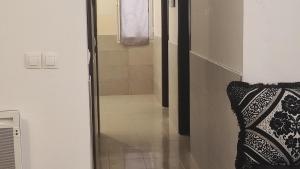 Appartement Saidia, grand salon, 2 chambres et climatisation