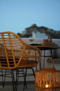 Apademia Skyros Luxury Apartment