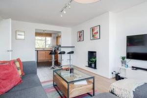 Spacious 2bed in top location Holland Park-N Hill