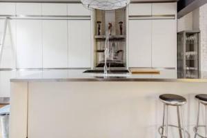 Experience London in amazing reconverted Gin house