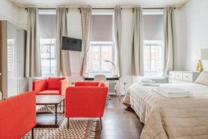 Unbeatable location in Camden-spacious studio flat