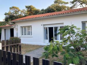 Maisons de vacances Villa centre ville SOULAC sur Mer : photos des chambres