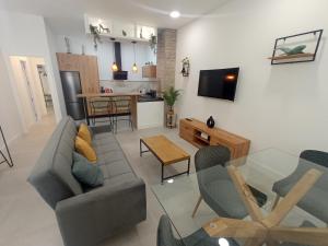 Apartamento moderno junto a estación de tren
