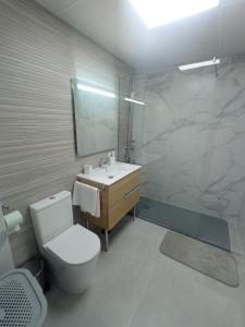 Apartamento moderno junto a estación de tren