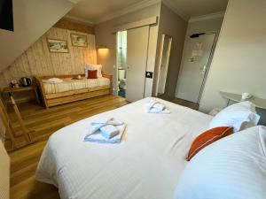 Hotels Hotel La Rencluse : photos des chambres