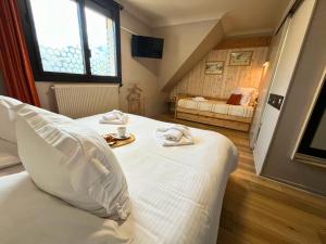 Hotels Hotel La Rencluse : photos des chambres