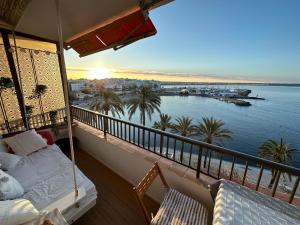 Beach Apartment with Stunning View