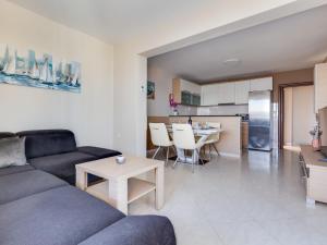 Apartment Relax-3 by Interhome 