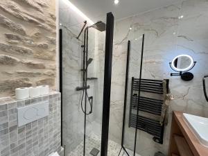 Studios Clouet-Paris Centre- XVe!