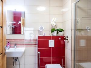 Apartment Pink Mandala by Interhome