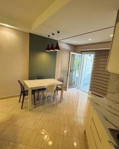 Luxury Villa-Duplex, Lalzi Bay Breeze