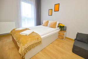 Moonlight by Housine