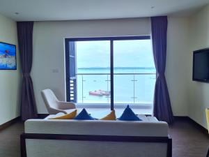 Suite Bay View - Charming Homestay Sapphire Halong