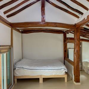 Boryeong dalitteumyeonkkochipigo Hanok Stay