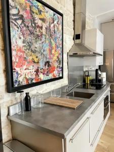 Contemporary apartment 150 meters from Place Victor Hugo Paris 16