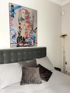Contemporary apartment 150 meters from Place Victor Hugo Paris 16