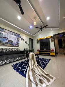 Lifeline Villas - Exclusive 2bhk Taraangan Farm With Huge Private Pool And Lawn Area