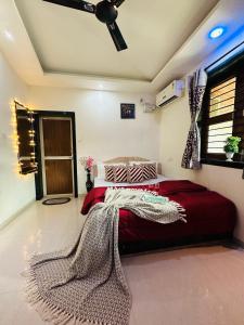 Lifeline Villas - Exclusive 2bhk Taraangan Farm With Huge Private Pool And Lawn Area