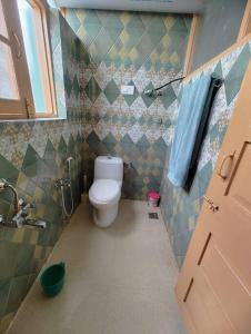 2 BHK Apartment in Srinagar