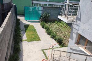 2 BHK Apartment in Srinagar