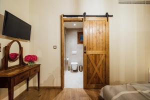 Karaiskos Agritourism Farm