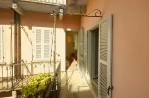 CASA dei POETI CARDUCCI - Two-Room Apartment for 4 People - Ranco