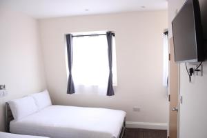 Double Room room in Daisy Hotel