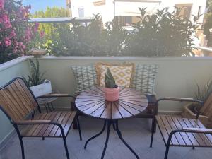 Perdikas Cove, spacious sea view family home