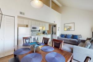 Fall Creek Resort 520-8