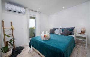 4 Bedroom Gorgeous Home In Pula