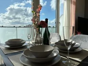 MiCasa OL - Modernes Penthouse - Stellplatz - Küche - WLAN - Dachterrasse - Bloherfelde