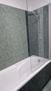 Via Tiburtina vicino Università e Stazione intero appartamento per la tua vacanza a Roma