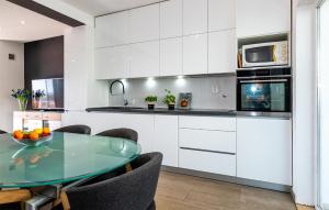 Nice Apartment In Sibenik 