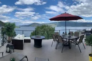 Beautiful Cottage at La Casa in Kelowna - Winfield