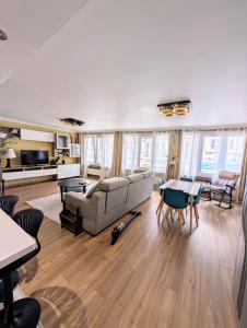 Superbe appartement dans le centre de Mons - Arivée autonome