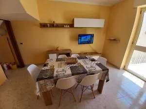 Casa Vacanze EMMA - Monacizzo