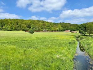 Maisons de vacances Maison normande avec grand jardin proche de la mer et de Paris : photos des chambres