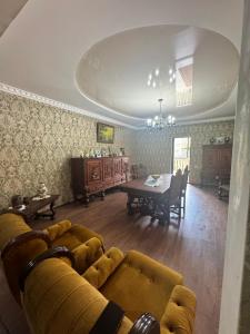 Tamar zarandia- guest house
