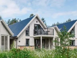 Red Deer Lodge - 金尤西